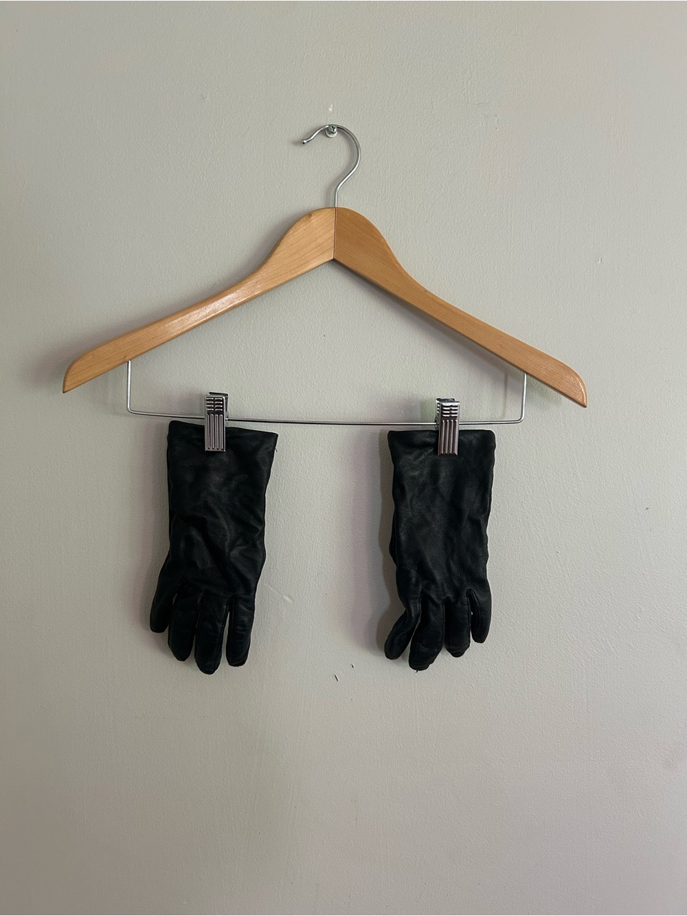 Lands' End Black Leather Gloves for women